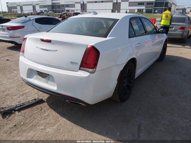 Продаж на аукціоні авто 2019 Chrysler 300 Touring, vin: 2C3CCAAG5KH602076, номер лоту: 45478023