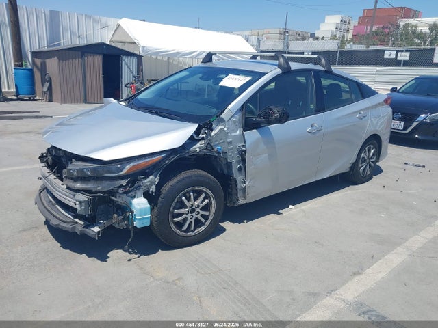 Auction sale of the 2019 Toyota Prius Prime Advanced, vin: JTDKARFPXK3111672, lot number: 45478127