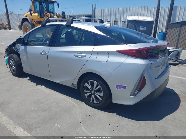 Auction sale of the 2019 Toyota Prius Prime Advanced, vin: JTDKARFPXK3111672, lot number: 45478127