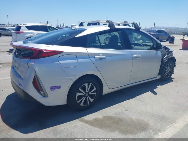Toyota Prius Prime Advanced 2019 JTDKARFPXK3111672 Image 4