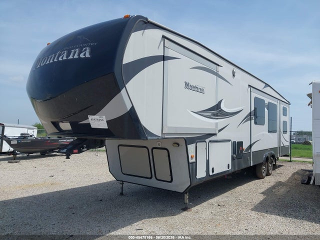 Keystone Montana 2015 4YDF35627FA740801 Image 2