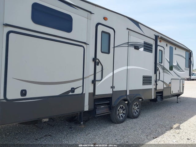Keystone Montana 2015 4YDF35627FA740801 Image 4