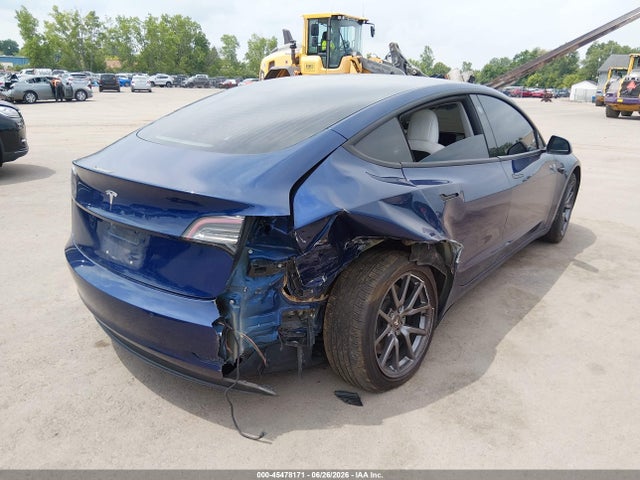 Продажа на аукционе авто 2018 Tesla Model 3 Long Range/mid Range, vin: 5YJ3E1EA1JF155388, номер лота: 45478171