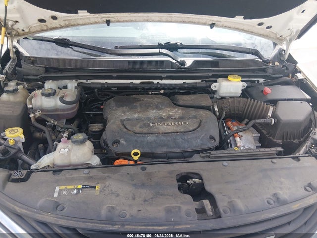 2C4RC1H78HR765092 Chrysler Pacifica Hybrid Touring Plus