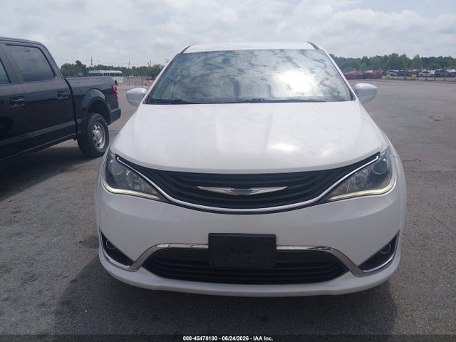 2C4RC1H78HR765092 Chrysler Pacifica Hybrid Touring Plus