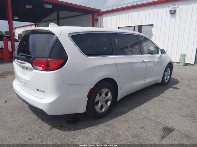 2C4RC1H78HR765092 Chrysler Pacifica Hybrid Touring Plus
