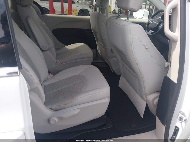 2C4RC1H78HR765092 Chrysler Pacifica Hybrid Touring Plus