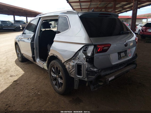 3VV3B7AX1NM103087 Volkswagen Tiguan 2.0t Se