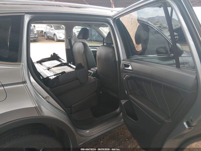 3VV3B7AX1NM103087 Volkswagen Tiguan 2.0t Se