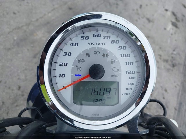 2015 Victory Motorcycles High-ball მანქანა იყიდება აუქციონზე, vin: 5VPWB36N5F3041502, აუქციონის ნომერი: 45478255