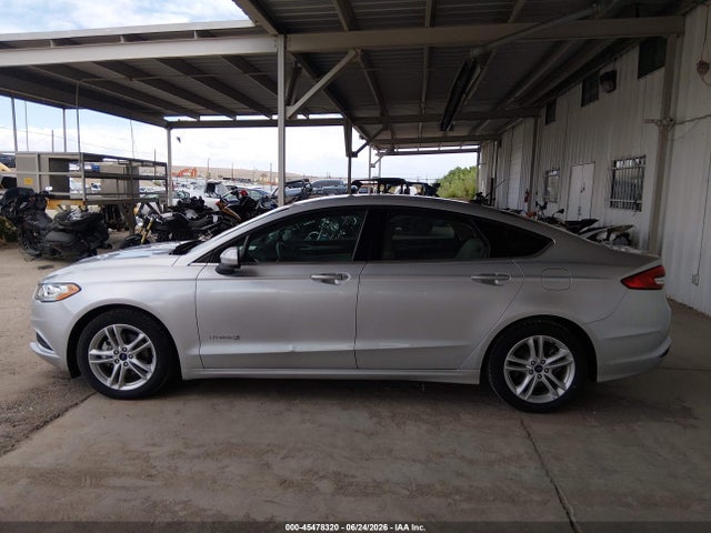 3FA6P0UU0JR212746 Ford Fusion Hybrid S