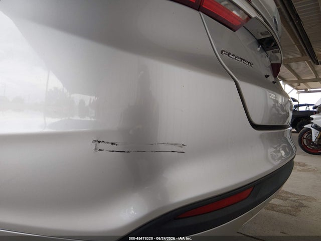 3FA6P0UU0JR212746 Ford Fusion Hybrid S