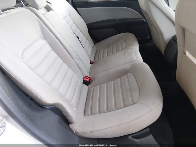 3FA6P0UU0JR212746 Ford Fusion Hybrid S