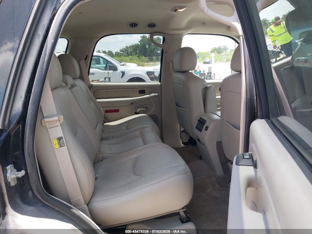 2006 Cadillac Escalade Standard მანქანა იყიდება აუქციონზე, vin: 1GYEC63N16R161351, აუქციონის ნომერი: 45478336