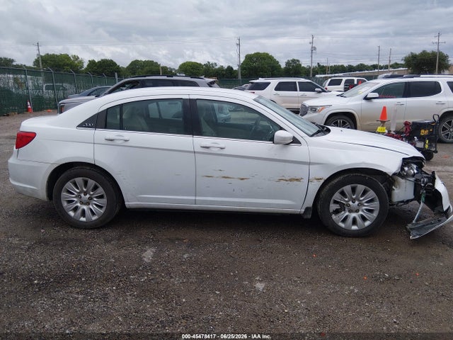 Aukcja sprzedaży 2014 Chrysler 200 Lx, vin: 1C3CCBAB1EN206264, numer aukcji: 45478417