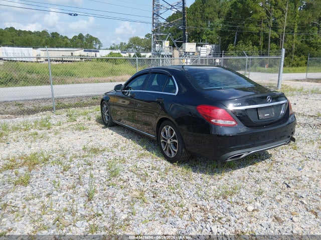 55SWF4JB7GU174495 Mercedes-Benz C 300