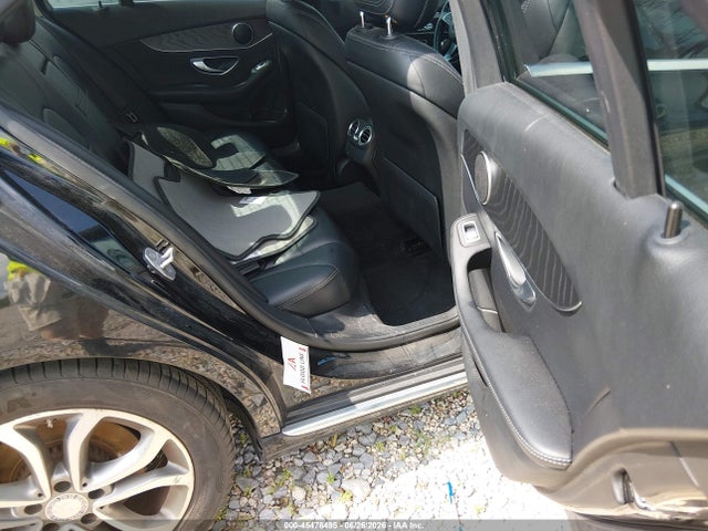 55SWF4JB7GU174495 Mercedes-Benz C 300