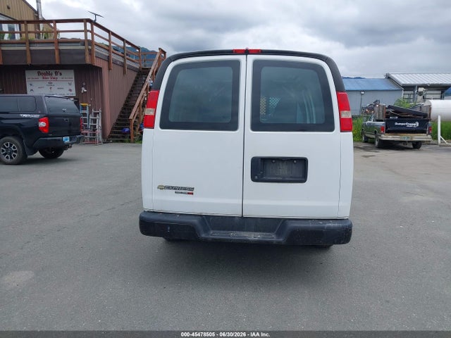 Chevrolet Express 1500 Work Van 2014 1GCSHAF48E1187121 Image 16