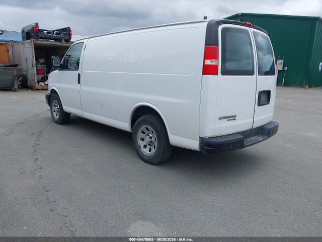 Chevrolet Express 1500 Work Van 2014 1GCSHAF48E1187121 Image 3