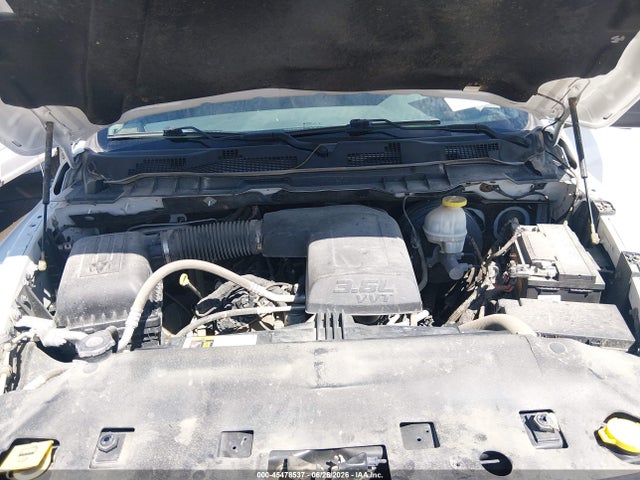 1C6RR6KG2KS657164 RAM 1500 Classic Tradesman 4x2 5&#039;7 Box