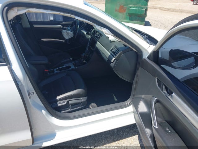 45478559 :رقم المزاد ، 1VWLA7A3XKC007287 vin ، 2019 Volkswagen Passat 2.0t Wolfsburg Edition مزاد بيع