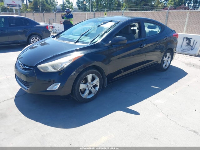 45478561 :رقم المزاد ، KMHDH4AE4DU558116 vin ، 2013 Hyundai Elantra Gls مزاد بيع