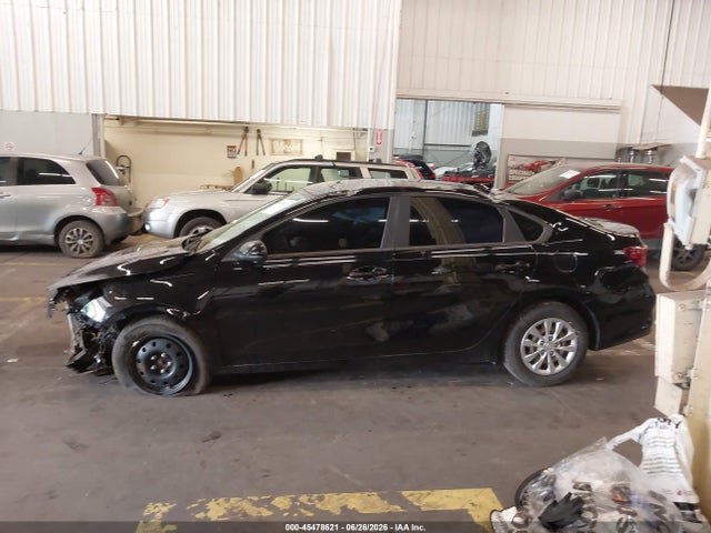 Продажа на аукционе авто 2020 Kia Forte Fe, vin: 3KPF24AD9LE181284, номер лота: 45478621