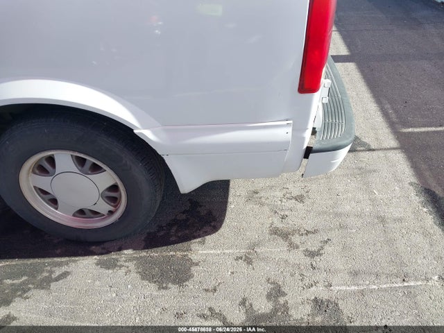 Продаж на аукціоні авто 2000 Gmc Safari Sl, vin: 1GKEL19W1YB518665, номер лоту: 45478638