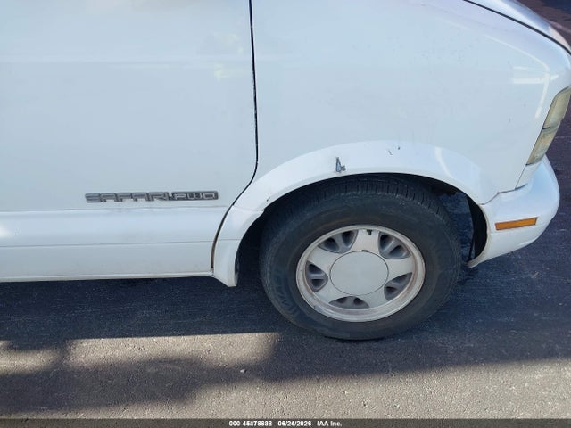 Продаж на аукціоні авто 2000 Gmc Safari Sl, vin: 1GKEL19W1YB518665, номер лоту: 45478638