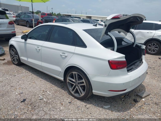 Продаж на аукціоні авто 2020 Audi A3 Premium Plus 40 Tfsi Front-wheel Drive S Tronic, vin: WAUCUGFF4LA005218, номер лоту: 45478642