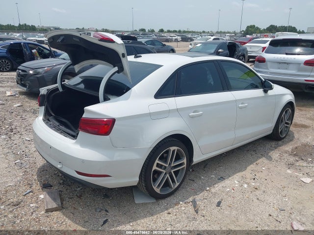 Продаж на аукціоні авто 2020 Audi A3 Premium Plus 40 Tfsi Front-wheel Drive S Tronic, vin: WAUCUGFF4LA005218, номер лоту: 45478642
