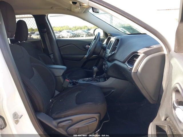 Продаж на аукціоні авто 2019 Jeep Cherokee Latitude Fwd, vin: 1C4PJLCB3KD175686, номер лоту: 45478657