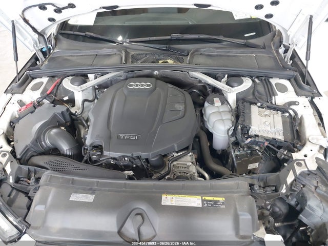 Продаж на аукціоні авто 2019 Audi A4 45 Premium, vin: WAUENAF4XKA049191, номер лоту: 45478693