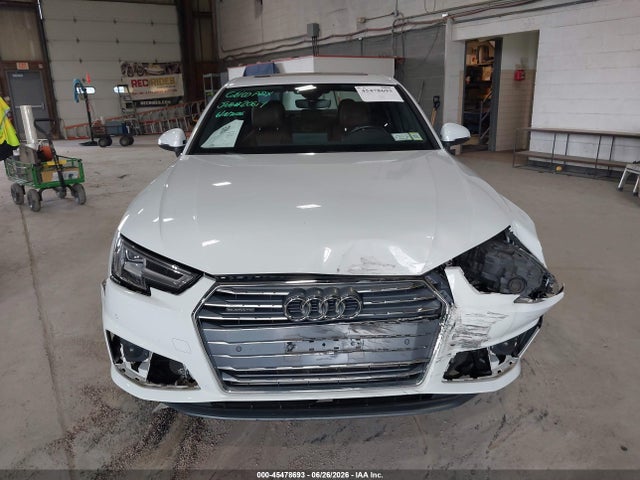 Продаж на аукціоні авто 2019 Audi A4 45 Premium, vin: WAUENAF4XKA049191, номер лоту: 45478693