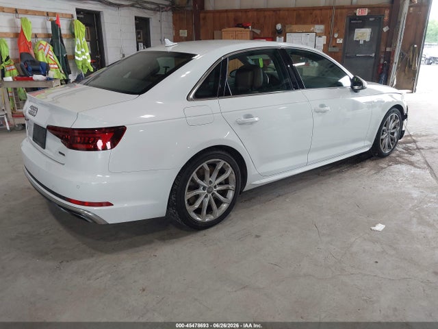 Продаж на аукціоні авто 2019 Audi A4 45 Premium, vin: WAUENAF4XKA049191, номер лоту: 45478693