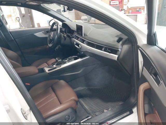 Продаж на аукціоні авто 2019 Audi A4 45 Premium, vin: WAUENAF4XKA049191, номер лоту: 45478693