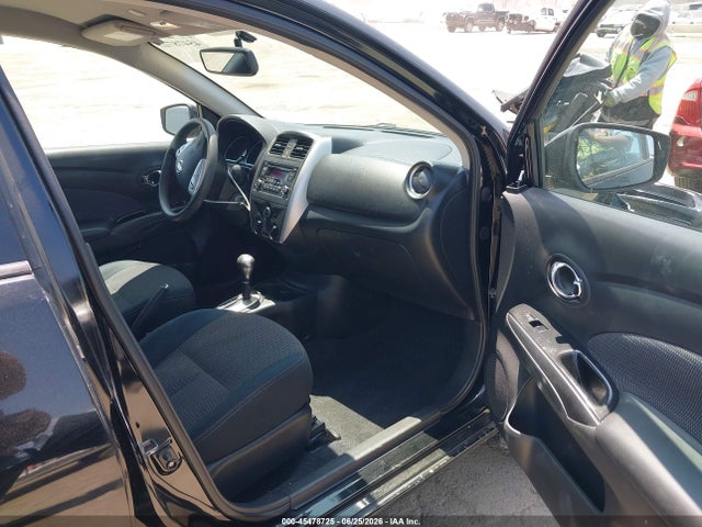 3N1CN7AP8FL811868 Nissan Versa 1.6 Sv
