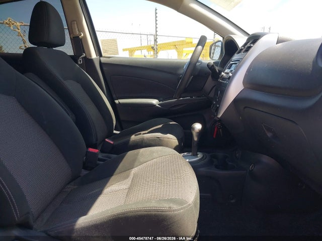 Nissan Versa 1.6 Sv 2018 3N1CN7AP7JL801406 Image 5