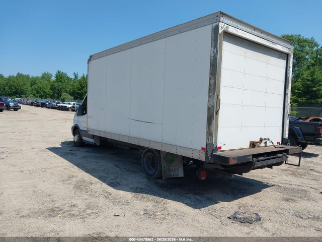 Ford Transit-350 Cutaway 2015 1FDWS9PV0FKA36516 Image 3