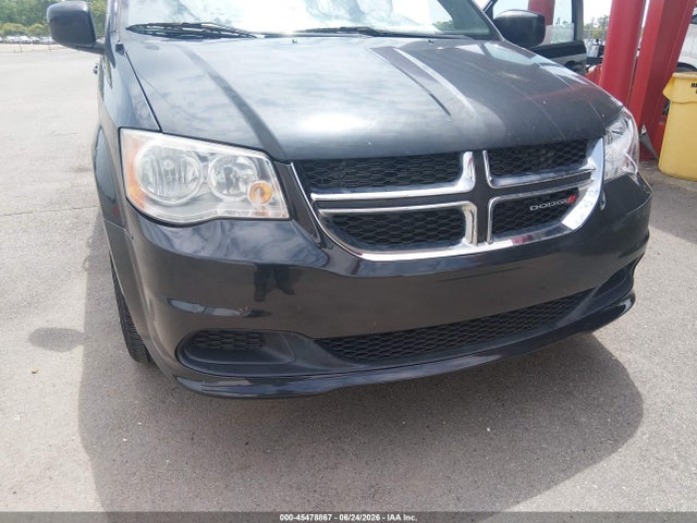 2C4RDGBG7GR383904 Dodge Grand Caravan Se Plus