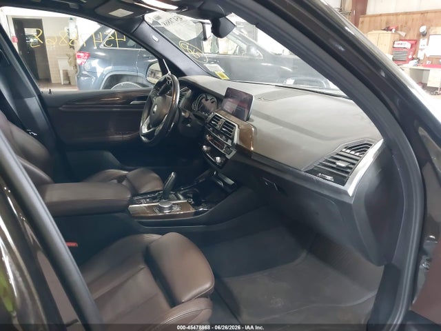 5UXTR9C57KLE21277 BMW X3 Xdrive30i