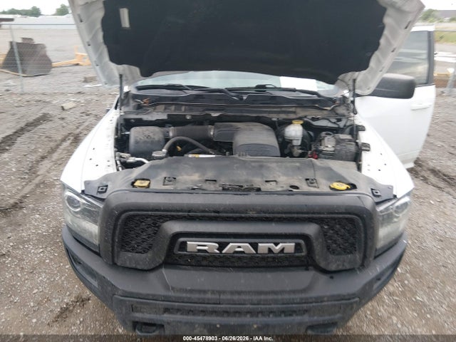 45478903 :رقم المزاد ، 1C6RR7LG7KS720442 vin ، 2019 Ram 1500 Classic Warlock  4x4 5'7 Box مزاد بيع