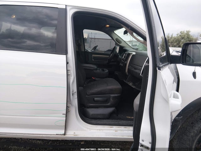 45478903 :رقم المزاد ، 1C6RR7LG7KS720442 vin ، 2019 Ram 1500 Classic Warlock  4x4 5'7 Box مزاد بيع