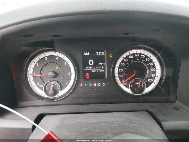 45478903 :رقم المزاد ، 1C6RR7LG7KS720442 vin ، 2019 Ram 1500 Classic Warlock  4x4 5'7 Box مزاد بيع