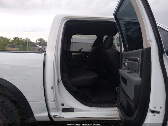 45478903 :رقم المزاد ، 1C6RR7LG7KS720442 vin ، 2019 Ram 1500 Classic Warlock  4x4 5'7 Box مزاد بيع