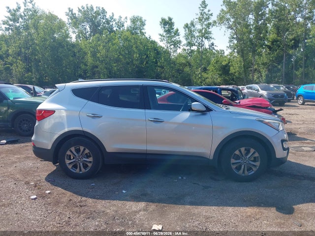 Продажа на аукционе авто 2015 Hyundai Santa Fe Sport 2.4l, vin: 5XYZU3LB7FG303256, номер лота: 45478911