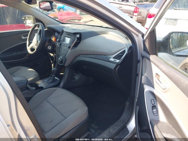 Продажа на аукционе авто 2015 Hyundai Santa Fe Sport 2.4l, vin: 5XYZU3LB7FG303256, номер лота: 45478911