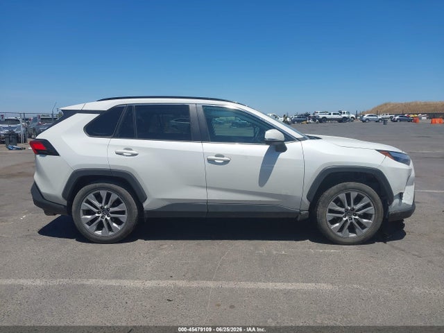Aukcja sprzedaży 2022 Toyota Rav4 Xle Premium, vin: 2T3A1RFV4NW317758, numer aukcji: 45479109