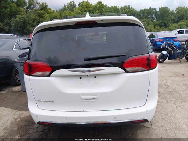 2020 Chrysler Pacifica Touring მანქანა იყიდება აუქციონზე, vin: 2C4RC1FG2LR143342, აუქციონის ნომერი: 45479120