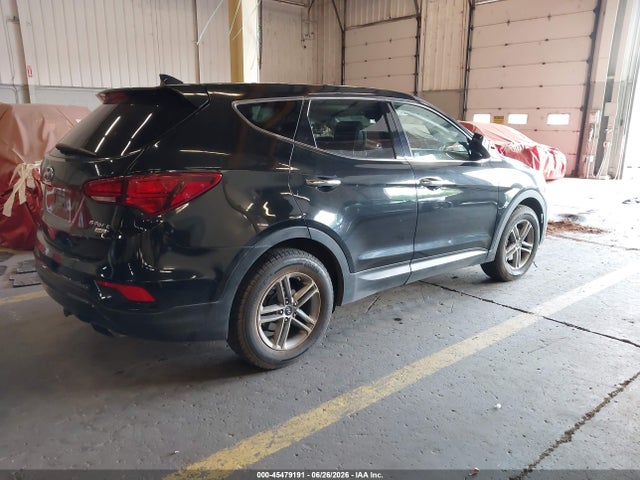 Продаж на аукціоні авто 2017 Hyundai Santa Fe Sport 2.4l, vin: 5NMZTDLB6HH001698, номер лоту: 45479191